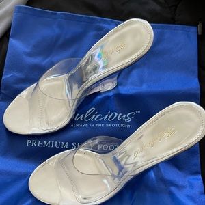 Fabulicious Shoes